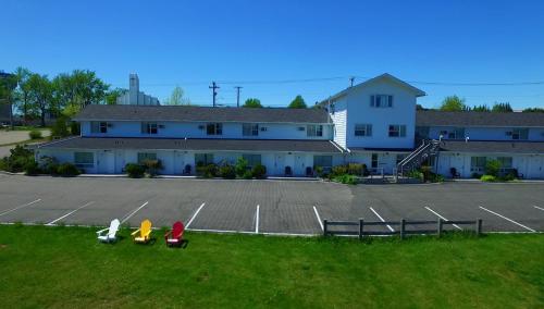 Econo Lodge Inn & Suites Saint John