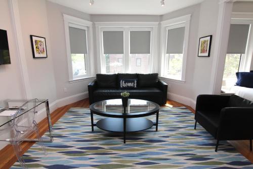 Large Studio w/ Queen AND Sofa Bed..#38, Brookline (fotografie 5)
