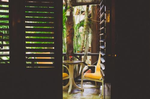 Cocos Cabañas Hotel & Restaurant