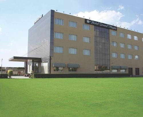 호텔 그랜드 메이플 (Hotel Grand Maple) 실제 이용후기 및 할인 특가 호텔 그랜드 메이플 (Hotel Grand Maple) 실제 이용후기 및 할인 특가
