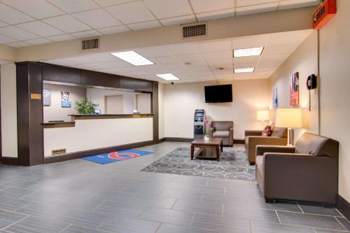 Vestabils, Motel 6 Clarion, PA in Monroe Township (PA)