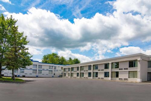 Motel 6-Clarion, PA