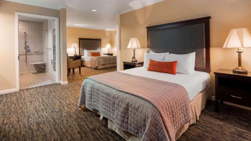 2 bedrooms, 3 beds