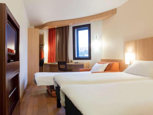 ibis Lyon Gerland Musée des Confluences - image 6