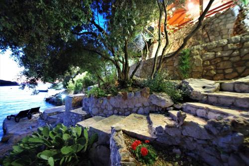  Apartments Villa Hraste Hvar in Hvar