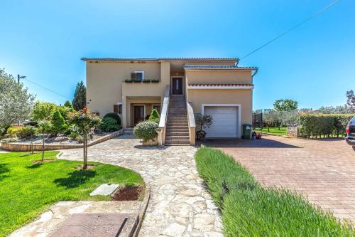  Lucija, Ferienwohnung in Poreč