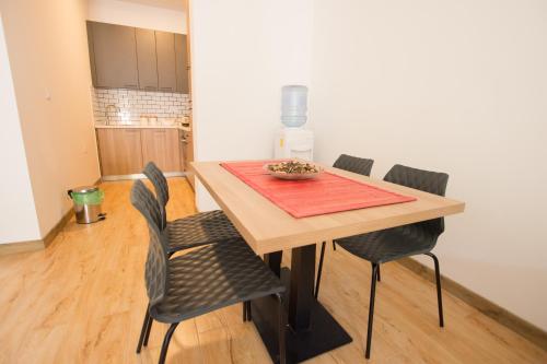 Download Um quarto apartamentos em orange beach For iPhone