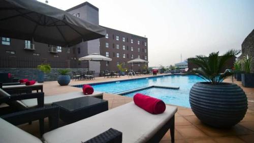 Oak Plaza Suites Kumasi