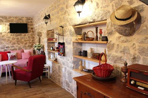 Stone cottage Aria in Velika Cista