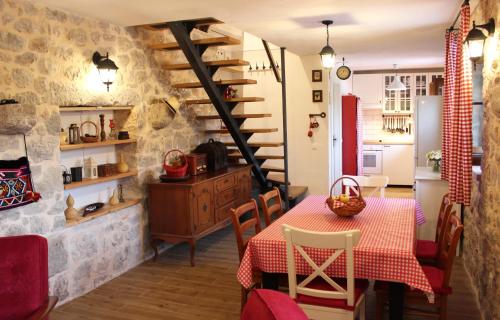 Stone cottage Aria in Velika Cista