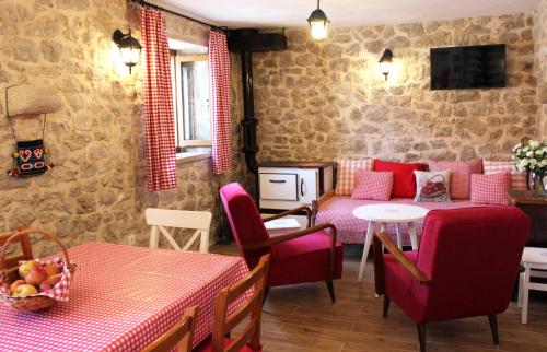 Stone cottage Aria in Velika Cista