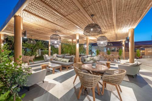 Bar/lounge, Ikaros Beach, Luxury Resort & Spa near Angelo Restaurant