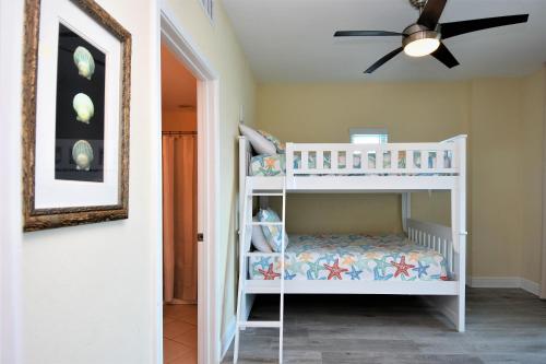Crystal Tower 1409 by Bender Vacation Rentals - image 2
