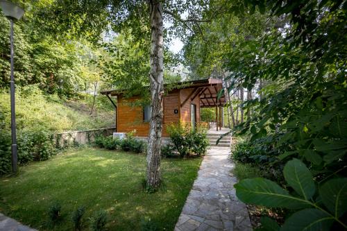 Friends Bungalows - image 10