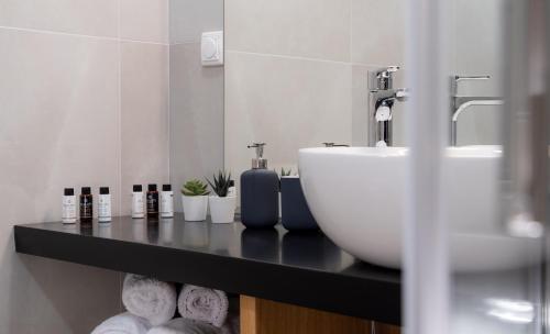 Ermou Athens City Center Apartment - image 14