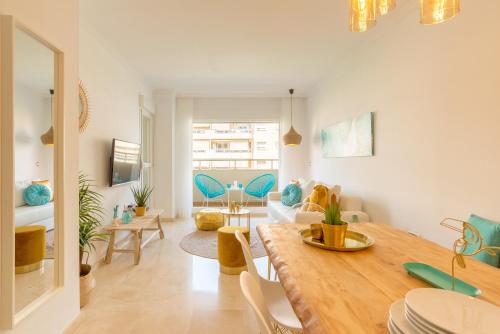 Charming apartment on the beach - Pool and parking, Málaga (fotografie 2)