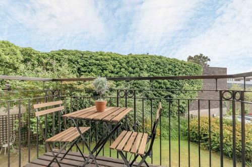 Modern apartment within short walk of The Castle, High Street and Long Walk - FREE PARKING - By Tempstay, Виндзор (фото 2)