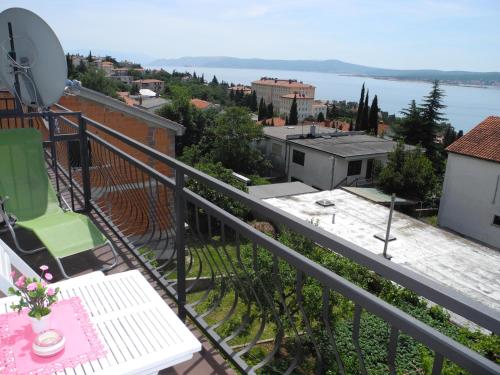  JOSKO 2+1 GORE, Pension in Crikvenica