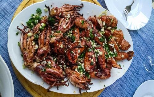  Apartmaji Putrić Karin in Donji Karin