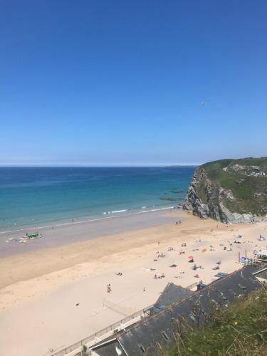 Beach, Tolcarne Townhouse by the sea in Newquay Tretherras