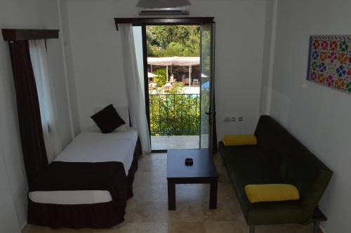 Bitez Sunset Otel Beach Restaurant Turkey 30 Reviews Price From 24 Planet Of Hotels