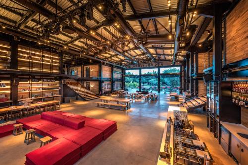 Restaurant, Warehouse By The Stay in Cesme