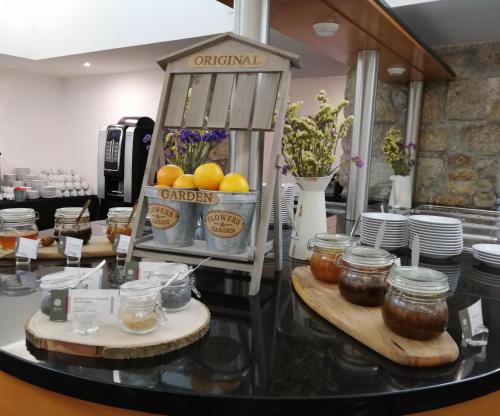 Dotări, Legendary Porto Hotel in Porto