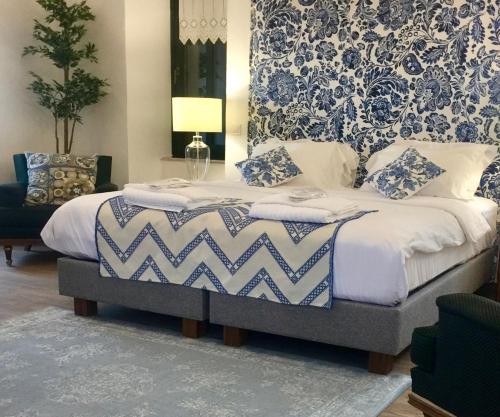 2 bedrooms, 3 beds