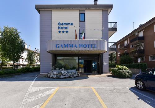 Hotel Gamma, Marcon bei Casa Pontida