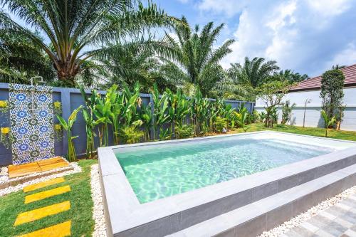 Tropical Flamingo Private Pool Villa 3BR Near Yamu Tropical Flamingo Private Pool Villa 3BR Near Yamu