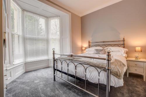 Central Park Place - image 5