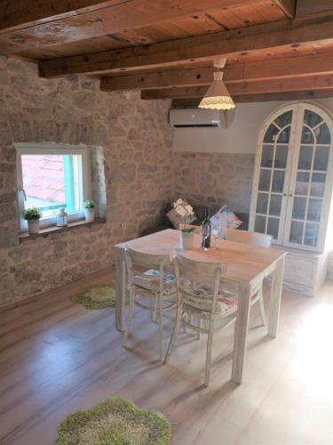  Holiday Home IMOTA STONE , Makarska - Imotski in Gornji Proložac