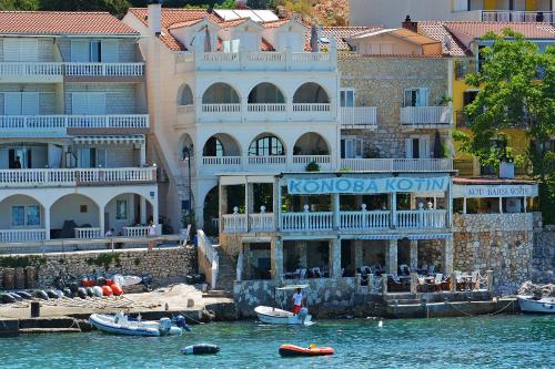  Villa Stonehouse in Hvar