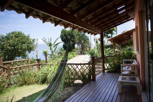 Casas em Ilhabela com Linda vista, em Vila Paulino, casas Colibri e Tucano, praia Itaguaçu