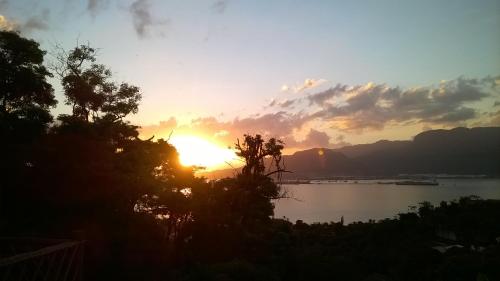 Casas em Ilhabela com Linda vista, em Vila Paulino, casas Colibri e Tucano, praia Itaguaçu