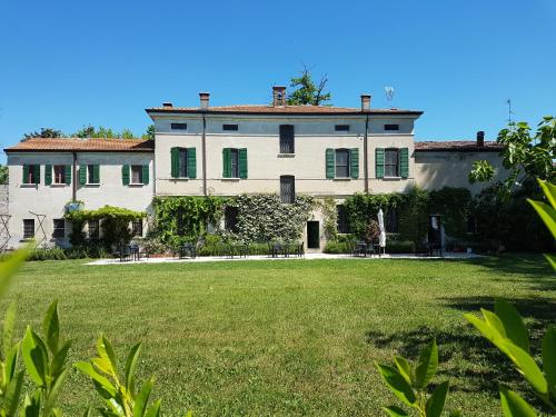Corte Malpensata Agriturismo con Ristoro