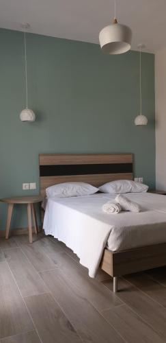 Chriselia 1, Nea Roda (foto 7)