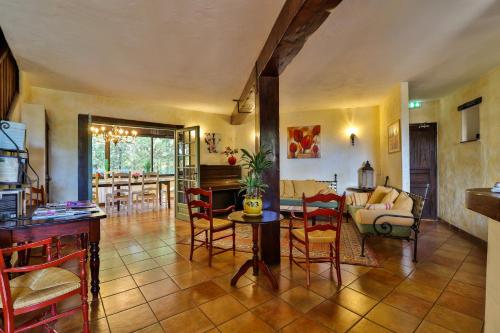 Facilities, L'Estirado des Adrets in Les Adrets-de-l'Esterel