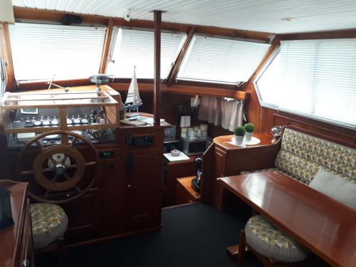 CABANA & Boat "Corus"