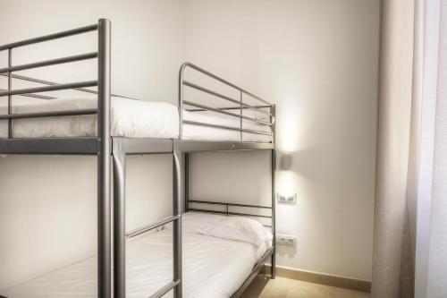 Apartaments Lauria - image 2