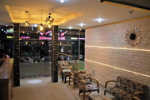 Le Moral Apart Hotel - image 2