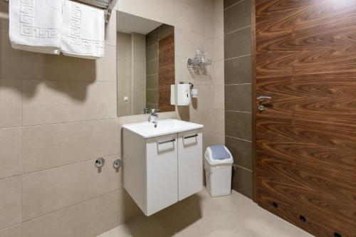 Hotel IUT - image 8