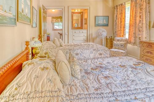 Lily Hill in Vineyard Haven, USA