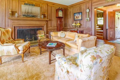 Lily Hill in Vineyard Haven, USA