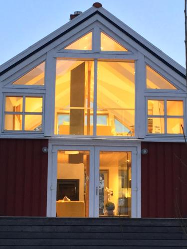 Lofoten Fjord Lodge - Accommodation - Saupstad