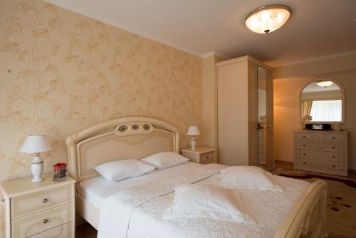 MosUz Centre Hotel - image 8