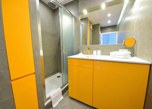 Apartamenty Homely Place Serce Poznania - Stary Rynek - Parking - Apartment - Poznań