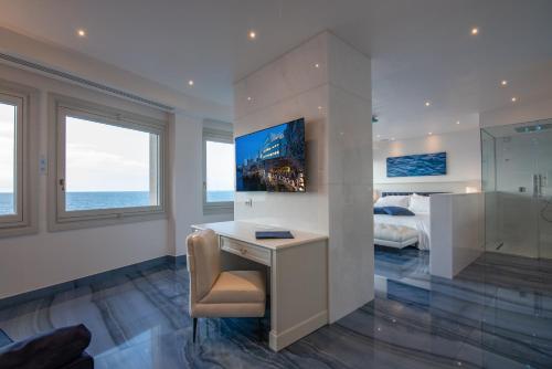 Hotel Grotta Palazzese - main image