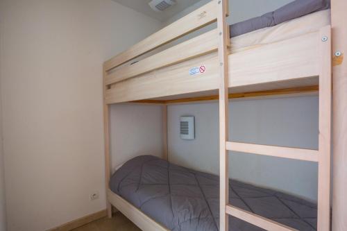 One-Bedroom Apartment image 1