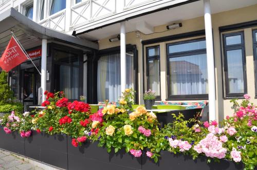 Thon Hotel Moldefjord - image 12